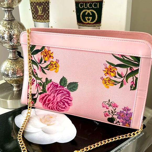 New👛✨💖Carolina Herrera Pink Floral Designer Clutch with Gold Chain Strap - Picture 10 of 16